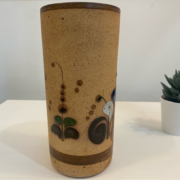 Vintage Mexican Sandstone Vase Floral Vase - Picture 4 of 10